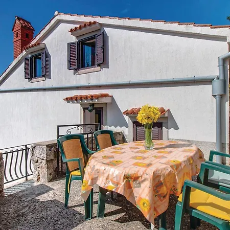 Holiday home In With House Sea View *