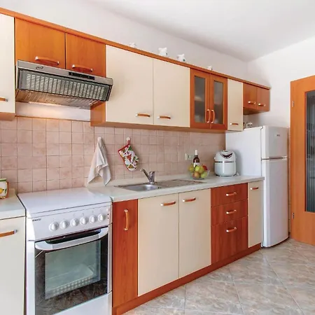 In With House Sea View Dragozetici