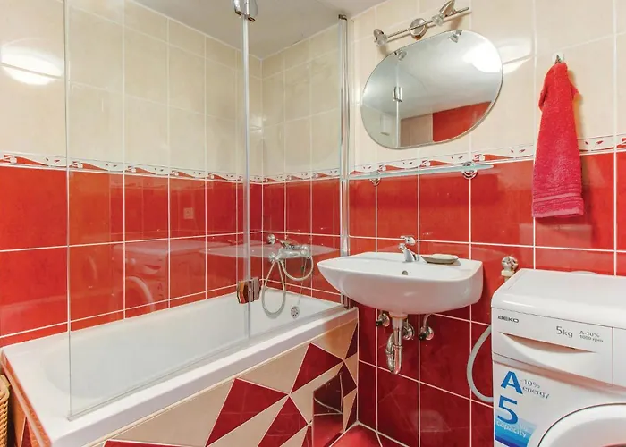Three-bedroom In * Dragozetici