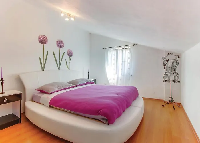 Hébergement de vacances Three-bedroom In