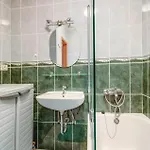 Three-bedroom In Dragozetici