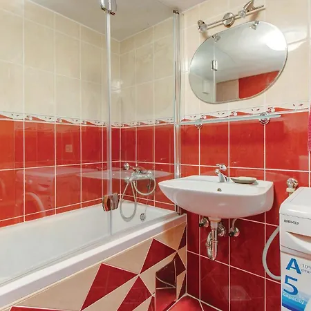 Three-bedroom In * Dragozetići