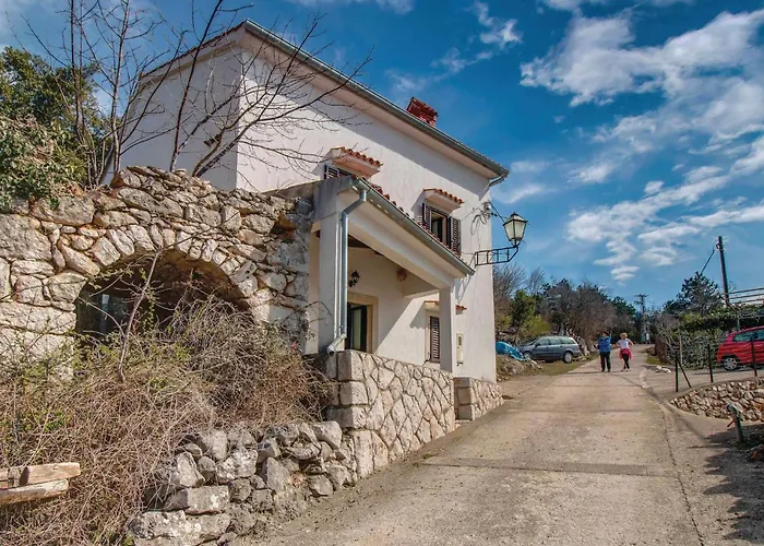 Three-bedroom In Prázdninový dům